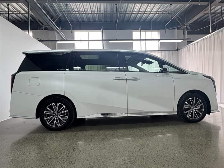 Zdjęcie 5 - GAC Trumpchi M8