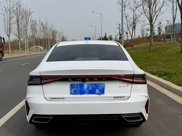 Zdjęcie 7 - Chery Arrizo 8