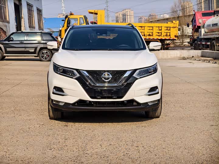 Photo 1 - Nissan Qashqai
