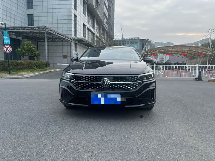 Фото 2 - Volkswagen Lavida