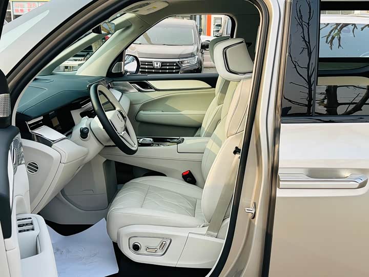 Volvo EM90 2025 2025款 Ultra 六座