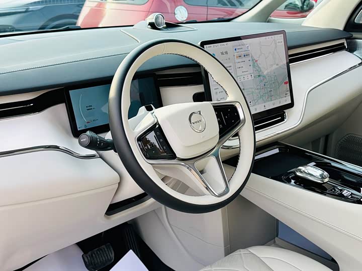 Volvo EM90 2025 2025款 Ultra 六座