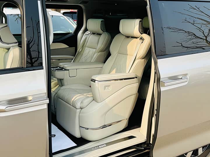 Volvo EM90 2025 2025款 Ultra 六座
