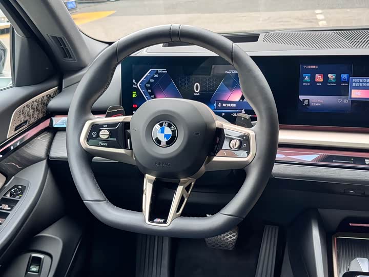 Фото 8 - BMW 5 Series