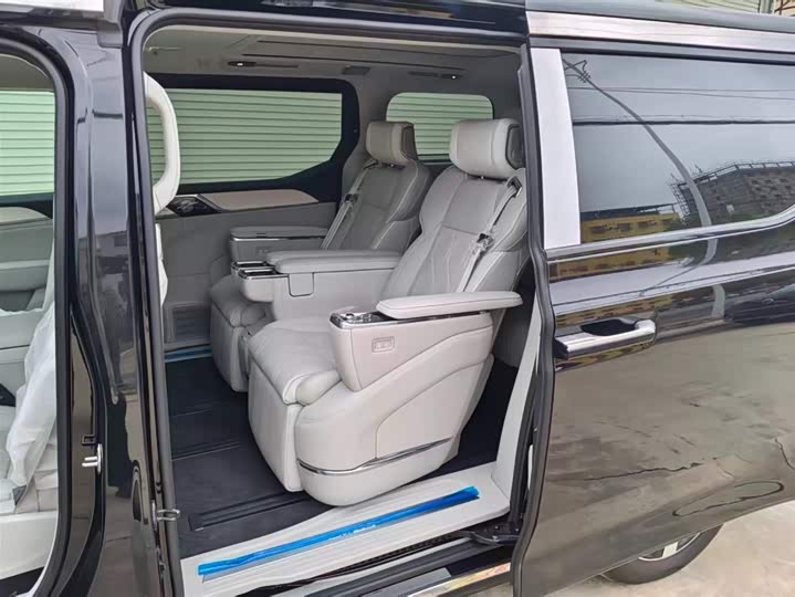 Volvo EM90 2025 2025款 Ultra 六座