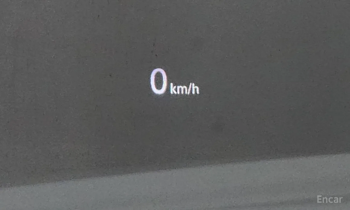 Photo 17 - Genesis G70