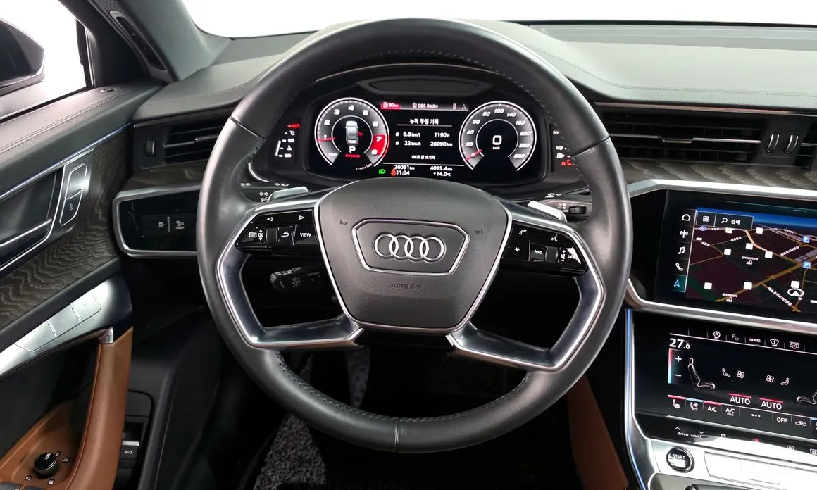 Фото 13 - Audi A6