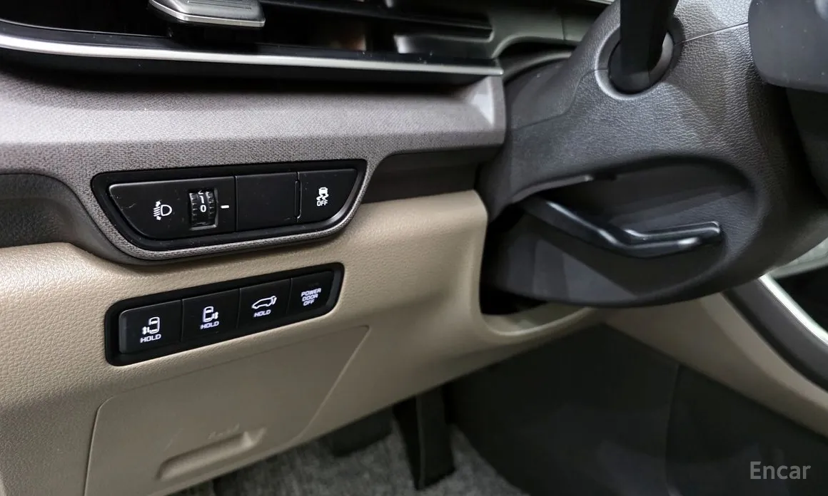 Фото 14 - Kia Carnival