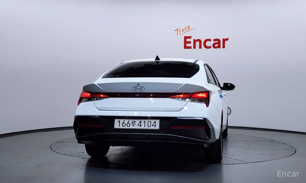 Hyundai Avante 2023 Modern