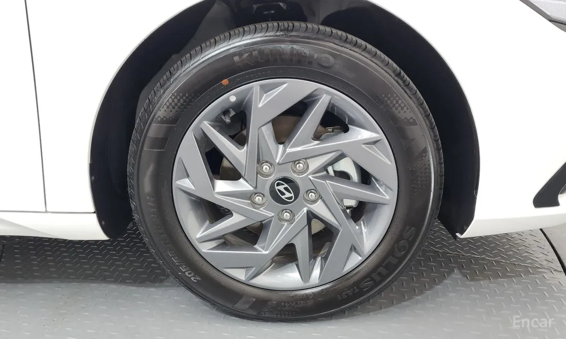Hyundai Avante 2023 Modern