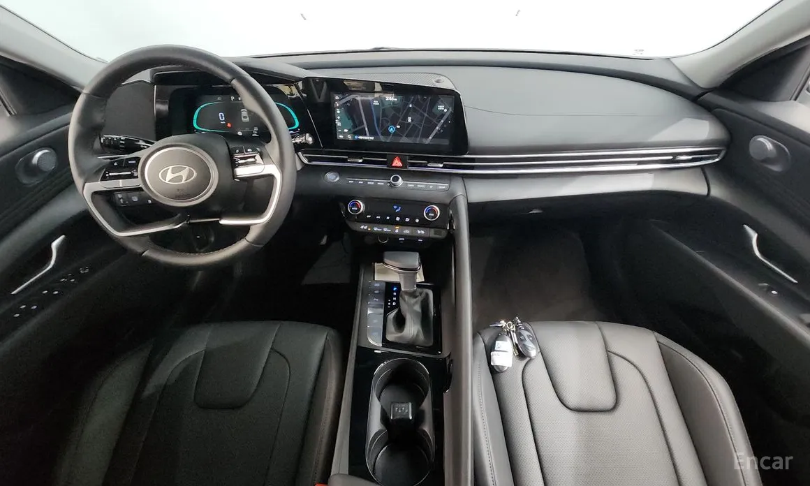 Hyundai Avante 2023 Modern