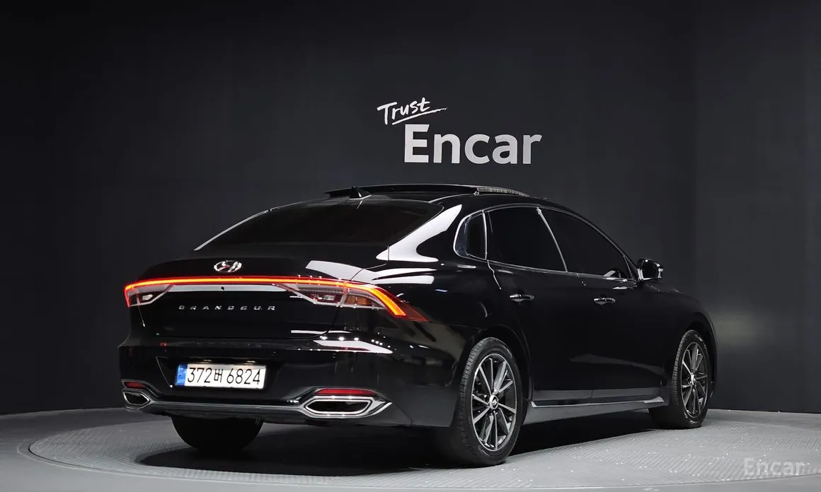 Zdjęcie 2 - Hyundai Grandeur