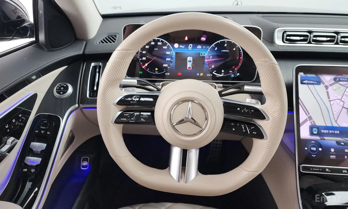 Photo 13 - Mercedes-Benz S-Class