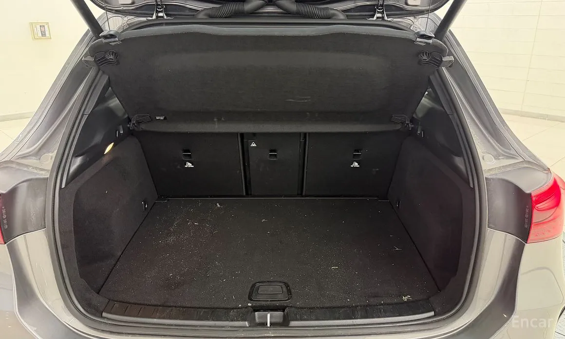 Фото 12 - Mercedes-Benz GLA-Class