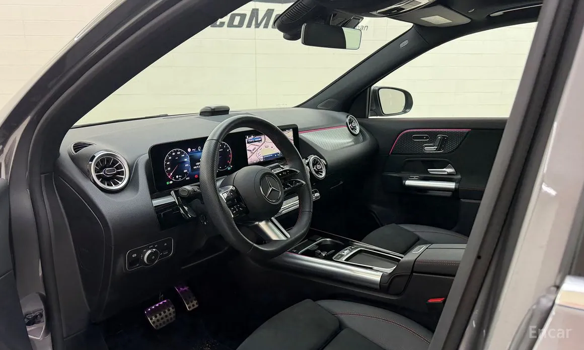 Фото 13 - Mercedes-Benz GLA-Class