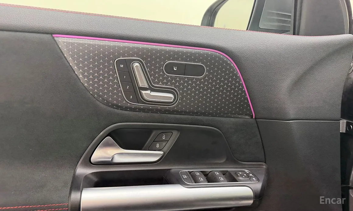 Фото 20 - Mercedes-Benz GLA-Class