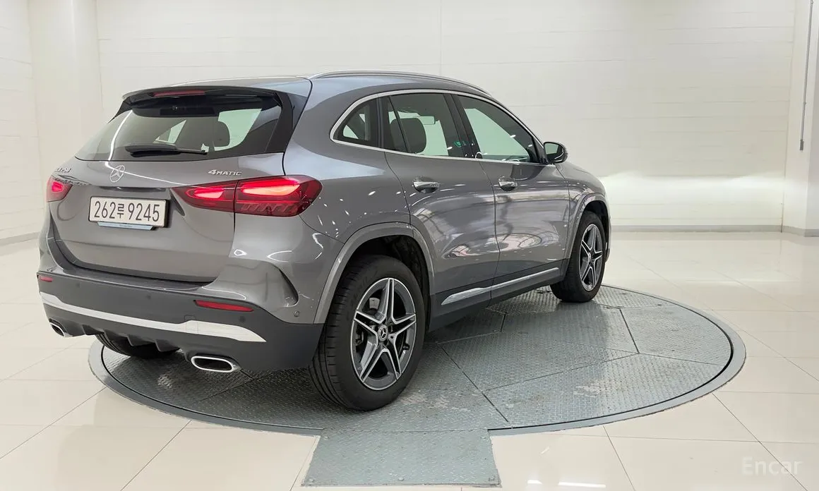 Фото 5 - Mercedes-Benz GLA-Class
