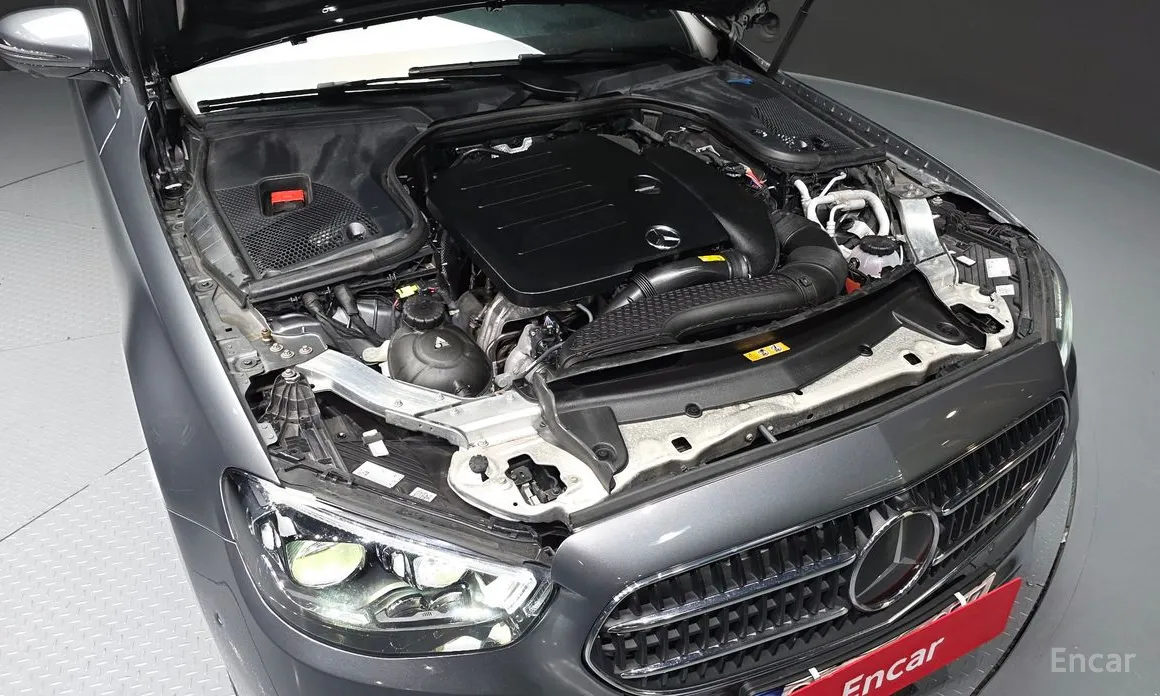 Zdjęcie 6 - Mercedes-Benz E-Class