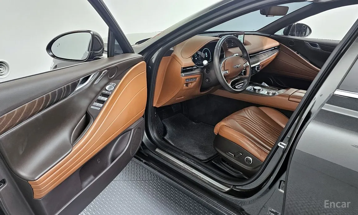 Фото 10 - Genesis G80