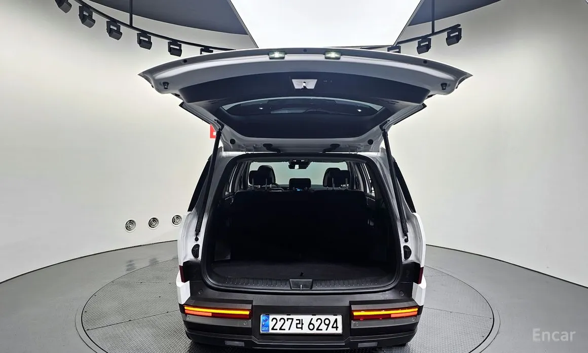 Фото 20 - Hyundai Santa Fe