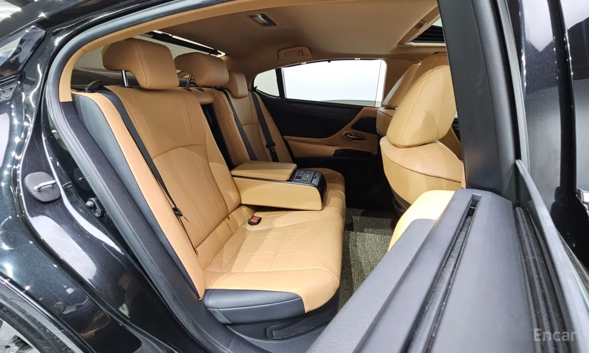 Lexus ES 2018 Executive