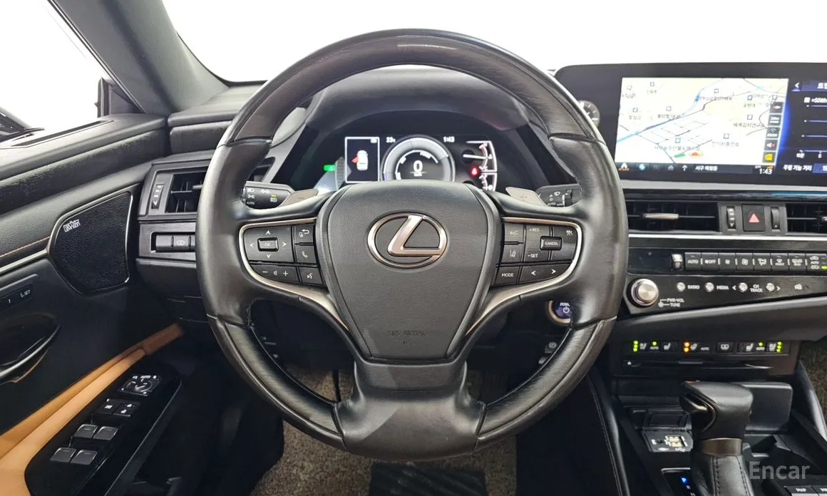 Lexus ES 2018 Executive