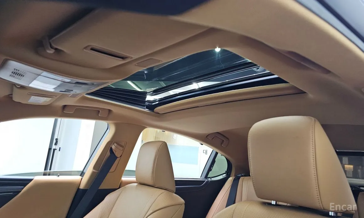 Lexus ES 2018 Executive