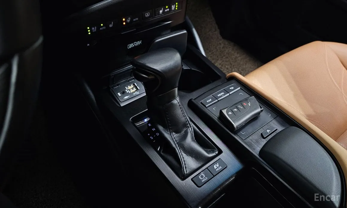 Lexus ES 2018 Executive