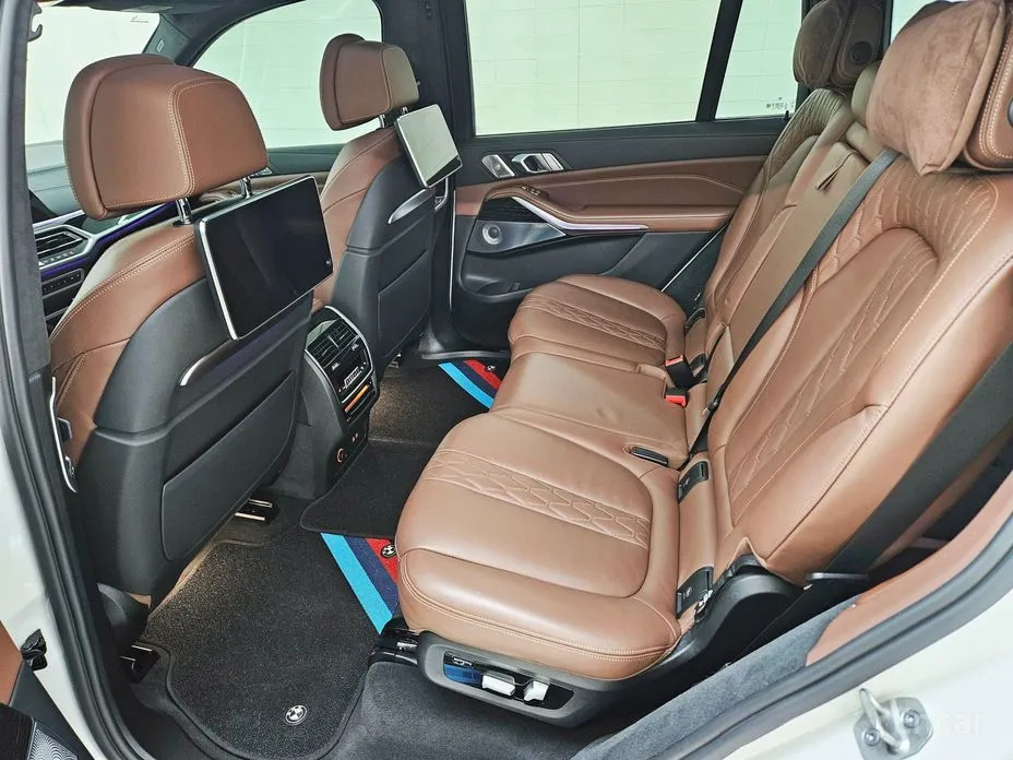 Фото 11 - BMW X7