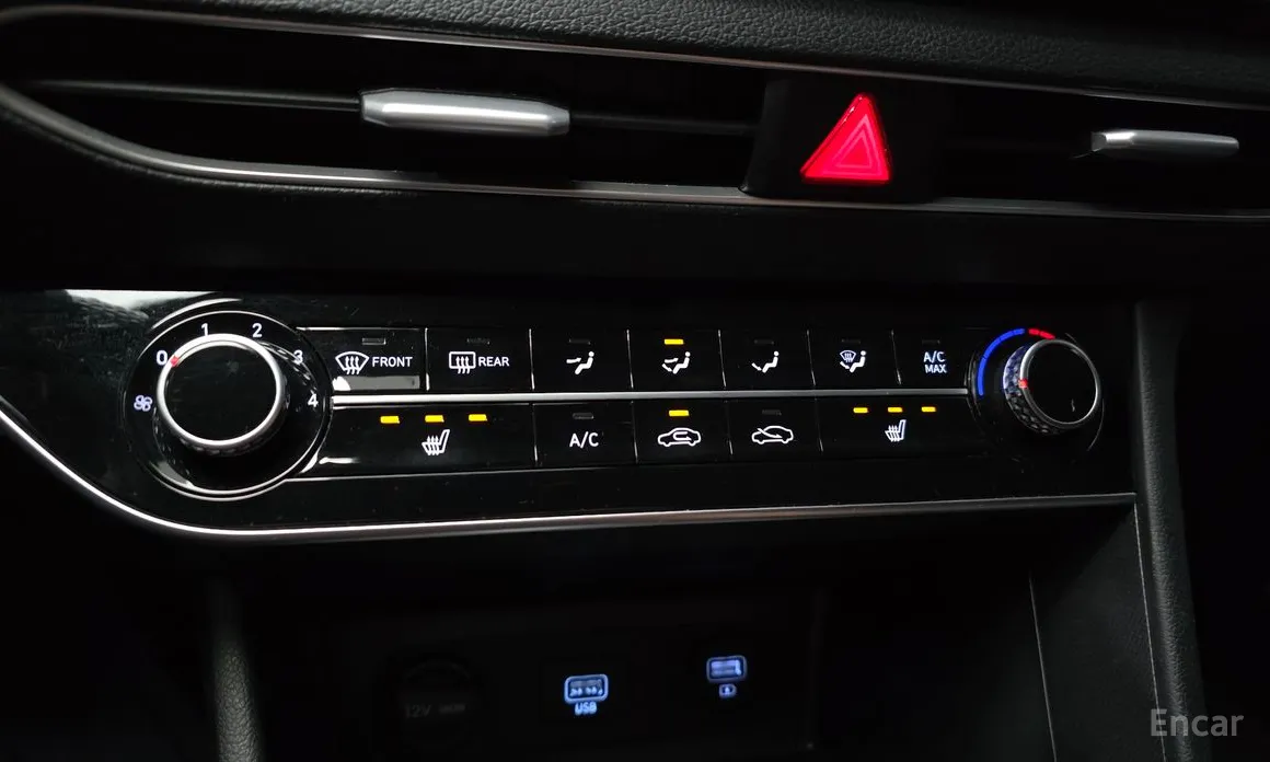 Photo 16 - Hyundai Sonata
