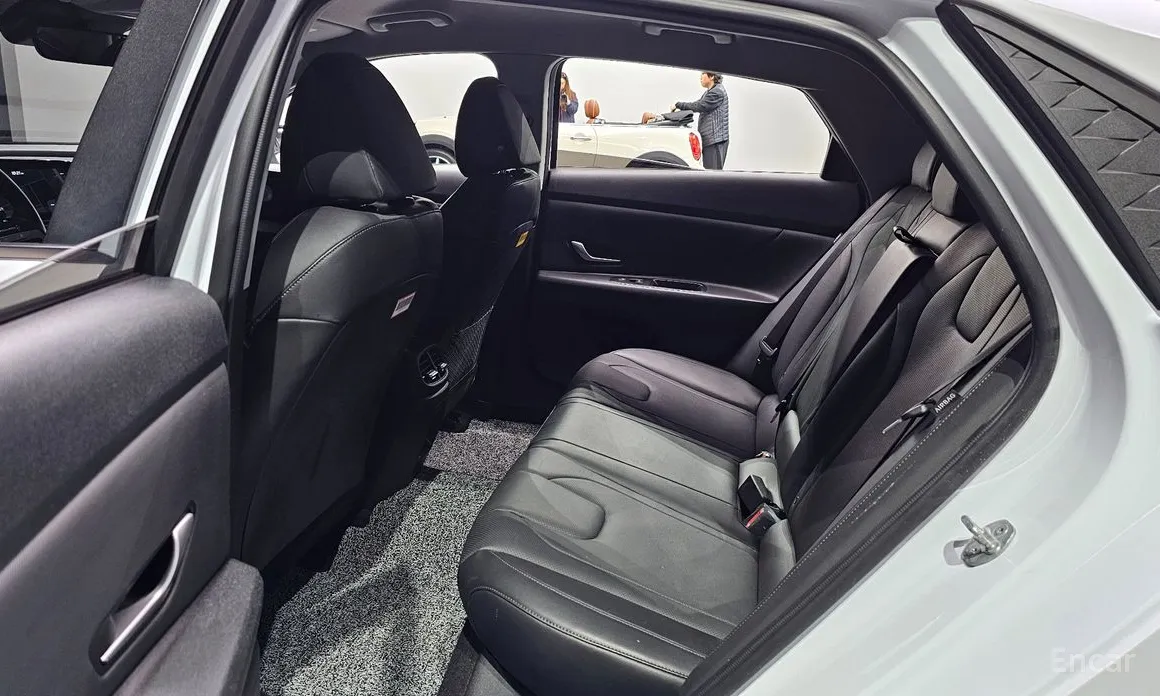 Hyundai Avante 2023 1.6