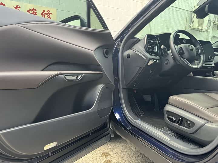 Lexus RX 2023 2023款 350h 两驱舒享版