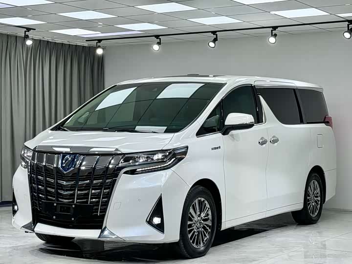 Photo 2 - Toyota Alphard