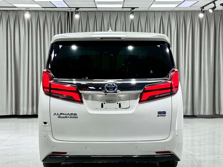 Photo 4 - Toyota Alphard