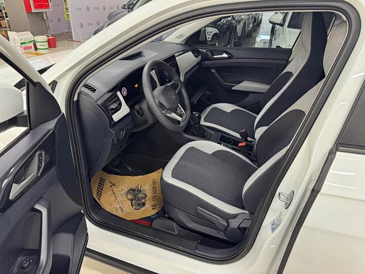 Volkswagen Tharu 2025 2025款 新锐 1.5L 锐进版