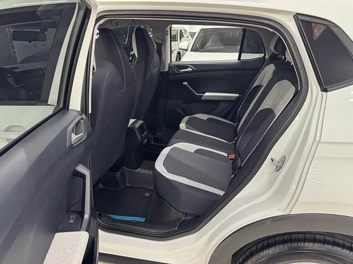 Volkswagen Tharu 2025 2025款 新锐 1.5L 锐进版