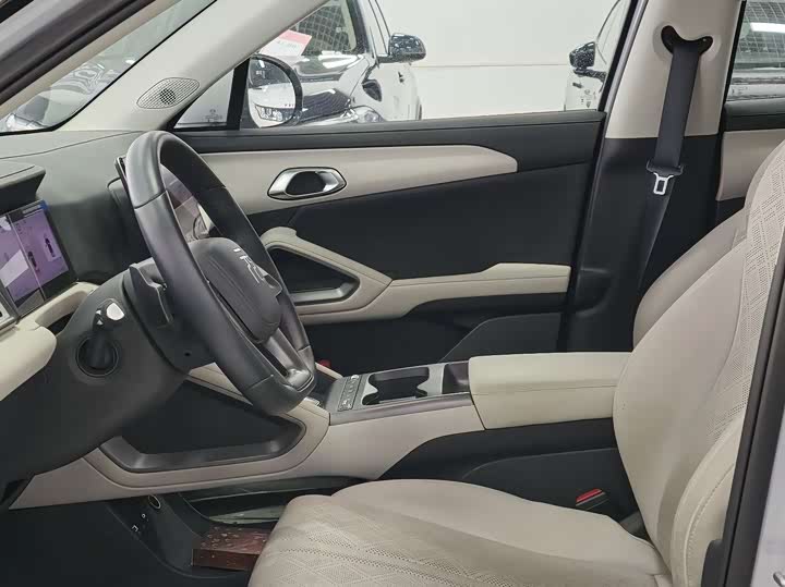 BYD Yuan Up 2025 2025款 智驾版 401KM 领先型