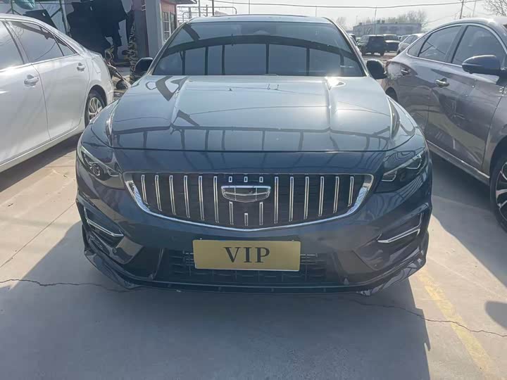 Фото 2 - Geely Preface