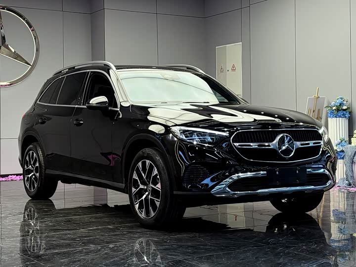 Фото 3 - Mercedes-Benz GLC-Class