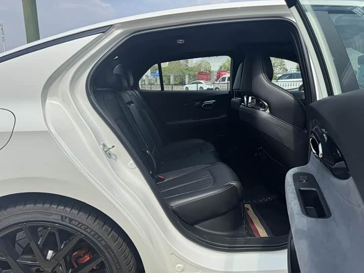 GAC Trumpchi Empow R 2024 2024款 400T 自动 影豹R PRO版