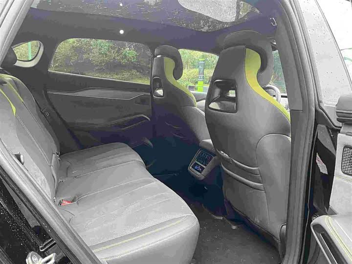 Фото 6 - BYD Song L