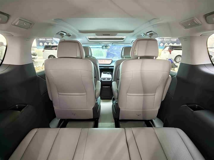 Buick GL8 ES 2025 2025款 陆尊 智享版