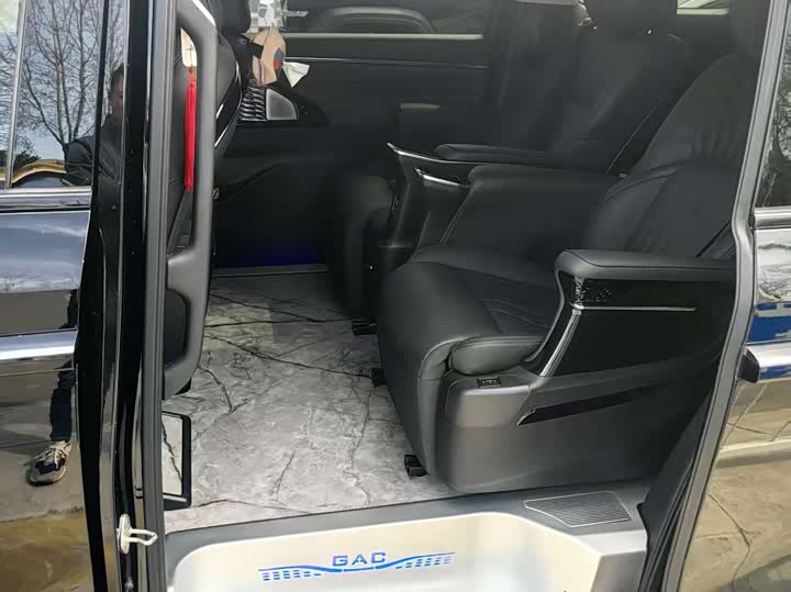 Фото 6 - GAC Trumpchi M8