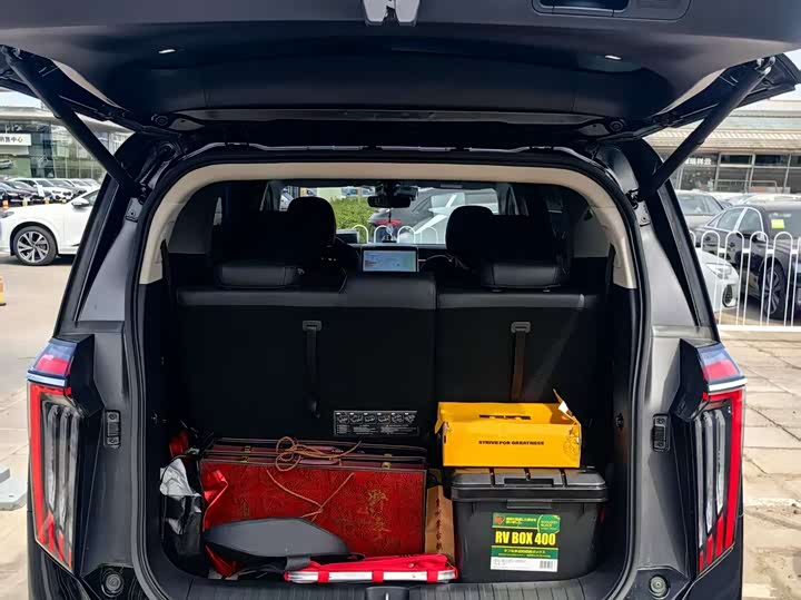 Фото 9 - GAC Trumpchi M8