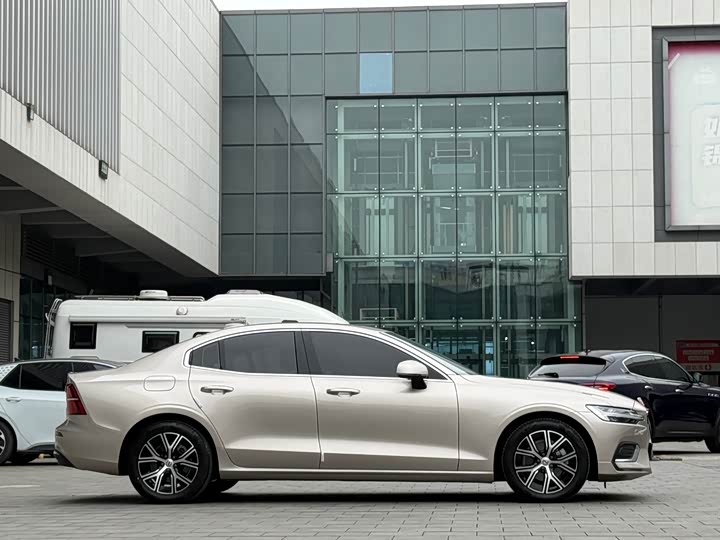 Zdjęcie 4 - Volvo S60