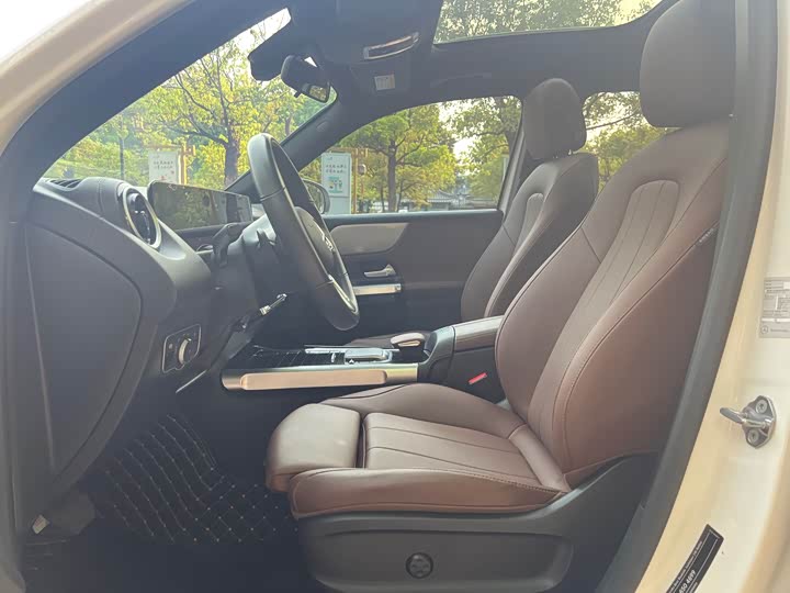 Zdjęcie 5 - Mercedes-Benz GLB-Class