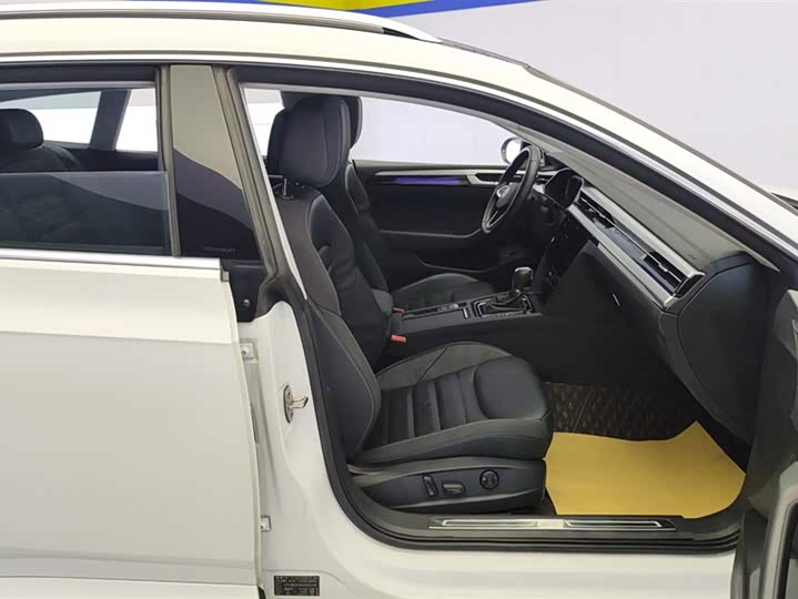 Фото 7 - Volkswagen CC