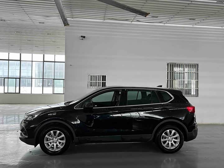 Фото 2 - Buick Envision Plus