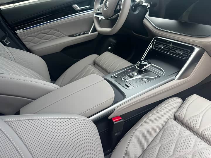 2025 BYD Tang Hybrid/EV