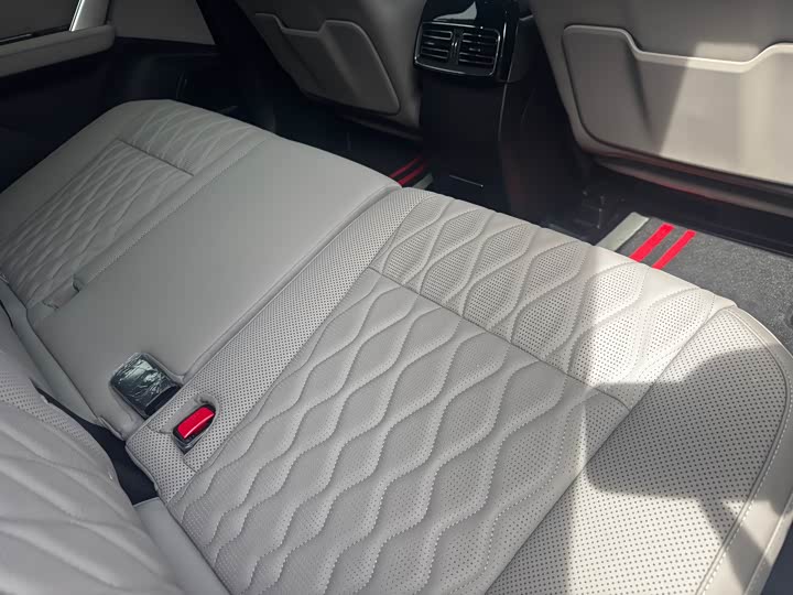 2025 BYD Tang Hybrid/EV